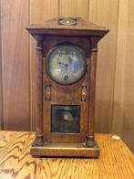 Klok - Hout, Glas - 1900-1910, 1920-1930