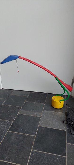 Stilplast - Bureaulamp - Halo - Plastic - een Stilplast, Antiek en Kunst, Antiek | Lampen