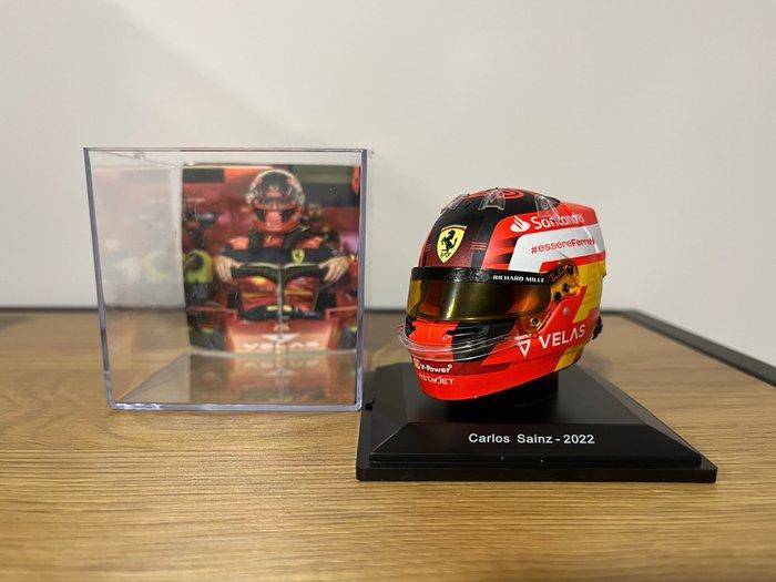 Spark 1:5 - Modelauto - Carlos Sainz 2022 - Ferrari, Hobby en Vrije tijd, Modelauto's | 1:5 tot 1:12