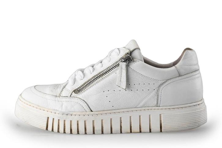 AQA Sneakers in maat 41 Wit, Kleding | Heren, Schoenen, Wit, Zo goed als nieuw, Sneakers of Gympen, Verzenden