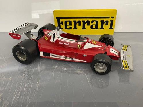 Modelautos - Polistil - Niki Lauda - Formula 1 312 T2, Hobby en Vrije tijd, Modelauto's | 1:5 tot 1:12