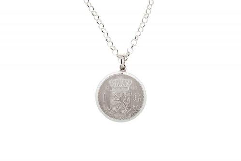 Zilveren 1 Gulden munt 1954 t/m 1967 in zilveren rand ket..., Sieraden, Tassen en Uiterlijk, Kettinghangers, Verzenden