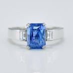 Ring Platina -  3.33ct. tw. Saffier - Diamant - 3 stenen, Sieraden, Tassen en Uiterlijk