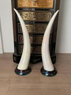 sculptuur, Elegante pareja de colmillo de elefante de, Nieuw