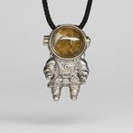 Pallasite 100% doorzichtig. Beste kwaliteit - zonder, Verzamelen, Mineralen en Fossielen