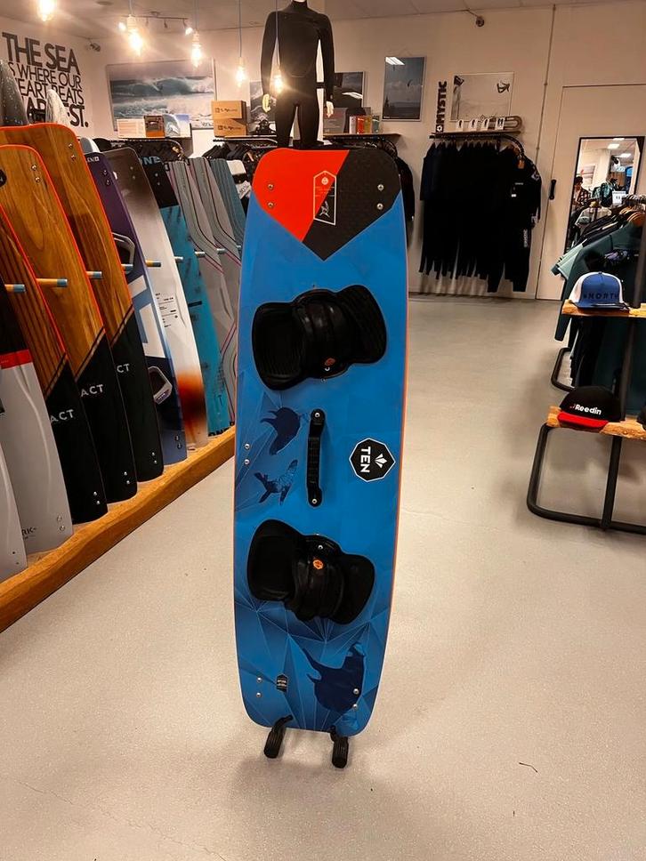 TEN The Mark V1 135cm, Watersport en Boten, Kitesurfen, Kiteboard, Gebruikt, Ophalen of Verzenden