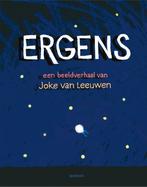 Ergens 9789045119465 Joke van Leeuwen, Boeken, Kinderboeken | Jeugd | onder 10 jaar, Verzenden, Zo goed als nieuw, Joke van Leeuwen