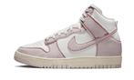 Nike Dunk High 1985 Barely Rose Denim - maat 42 (Sneakers), Verzenden, Nieuw, ["Nike","Nike Dunk"], Sneakers of Gympen