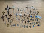 Verzameling van 66 religieuze kruizen en medailles (66) -