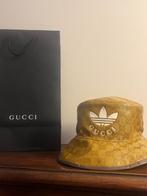 Gucci - Gucci x adidas Bucket Hat Brown L 59 cm -, Nieuw
