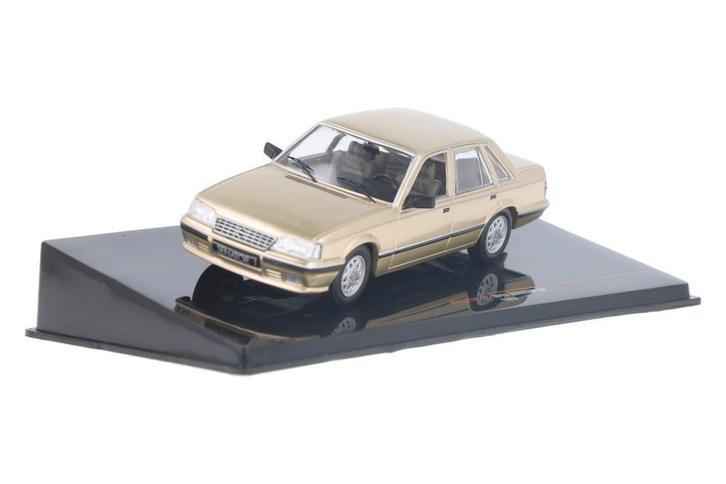 Opel Senator A2 CLC521N.22 Ixo  Modelauto 1:43  1983, Hobby en Vrije tijd, Modelauto's | 1:43, Verzenden