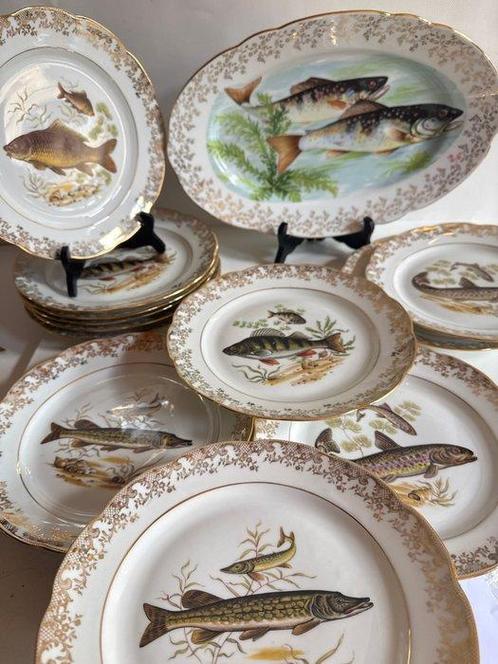 Véritable LIMOGES - BERRY, Véritable Limoges - Serveerset, Antiek en Kunst, Curiosa en Brocante