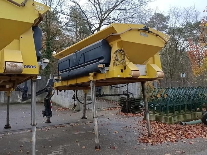 Natzoustrooier 4m³, Nido - Schmidt, Stratos B40-36 PALN,, Zakelijke goederen, Agrarisch | Werktuigen