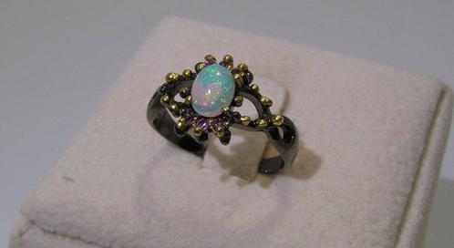 Ring Cabochon - Hoogte: 22 mm - Breedte: 19 mm- 2.6 g - (1), Verzamelen, Mineralen en Fossielen