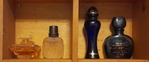 Set cosmetische accessoires (41) - Glas, Hout, Antiek en Kunst, Antiek | Speelgoed