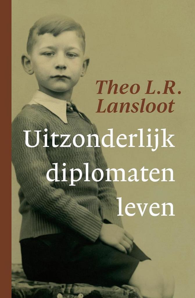 Uitzonderlijk diplomatenleven 9789082804454, Boeken, Politiek en Maatschappij, Gelezen, Verzenden