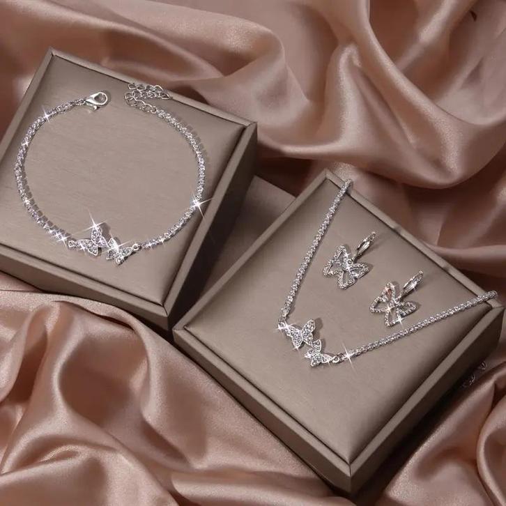 4-delige mode sieraden set voor dames - strass, Sieraden, Tassen en Uiterlijk, Armbanden, Verzenden