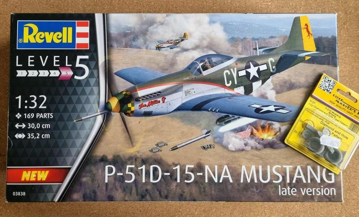 Revell 03838 P-51D-15-NA Mustang Late Version 1:32 + resin, Hobby en Vrije tijd, Modelbouw | Vliegtuigen en Helikopters, Revell