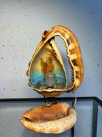 Tafellamp - Vintage Kitsch Schelplamp: Tropische Charme uit