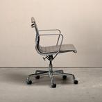 Herman Miller - Charles & Ray Eames - Bureaustoel - EA117 -