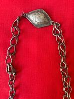 Tizerzai fibula op originele ketting - regio Rif-Nador - 167