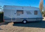 Eriba/Hymer Caravan met stapelbed + voortent op Geversduin, Caravans en Kamperen, Caravans, 70 kg, Serviceluik, 750 - 1000 kg