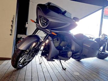 Veiling: Victory Magnum X-1 (one of 300 limited) Benzine 201 beschikbaar voor biedingen