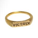 Oud-Romeins Goud Ring met inscriptie Victrix, Sieraden, Tassen en Uiterlijk, Antieke sieraden