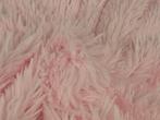 Langharig bont stof – Baby roze, Hobby en Vrije tijd, Stoffen en Lappen, 200 cm of meer, Nieuw, Polyester, Ophalen of Verzenden