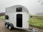 Praktisch nieuwe vol-Alu Humbaur 1,5 paards!, Dieren en Toebehoren, Paarden en Pony's | Trailers en Aanhangwagens, Ophalen, Zo goed als nieuw