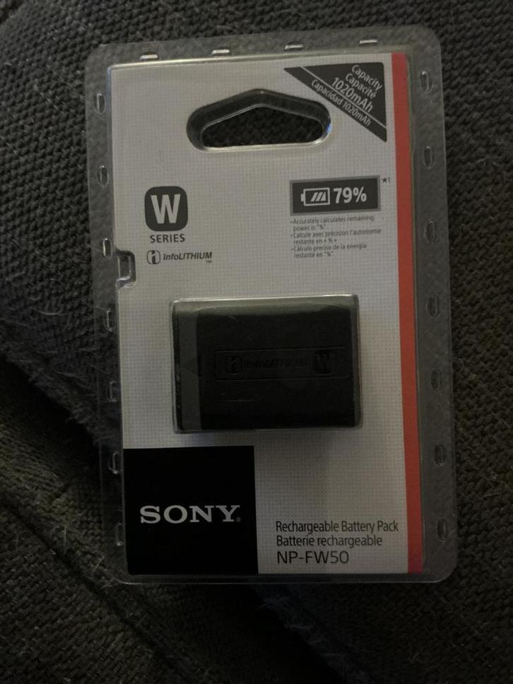 Sony NP-FW50 originele camera-accu – nieuw in verpakking, Audio, Tv en Foto, Accu's en Batterijen, Nieuw, Verzenden