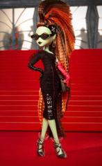 Mattel - Pop Off-White™ Monster High Electra Melody Doll -