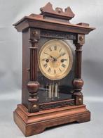 Klok - Hamburg American Clock Company (HAC) - Hout, Messing