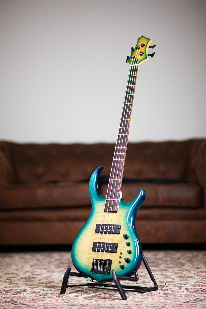 Sire Marcus Miller M7 Alder | Transparant Blue Burst, Muziek en Instrumenten, Snaarinstrumenten | Gitaren | Bas