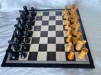 Schaakspel - Vintage uit de jaren 70, houten blad van 42 x