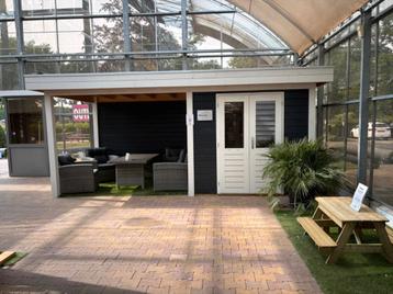 Showmodel Woodpro Platdak 500 x 250 cm zwart wit gespoten beschikbaar voor biedingen