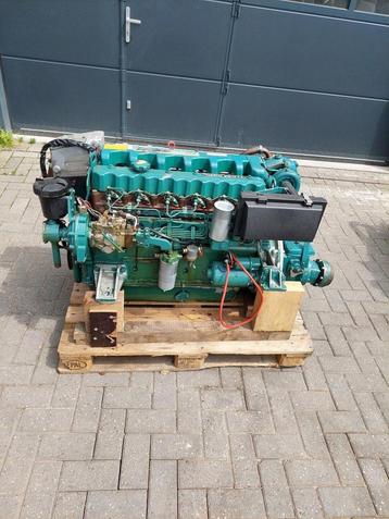 Volvo Penta TMD40a scheepsmotor met keerkoppeling (voor ond beschikbaar voor biedingen