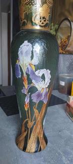 Mont-Joye - Eenbloemige vaas - Koude slijpbehandeling -, Antiek en Kunst, Antiek | Glas en Kristal