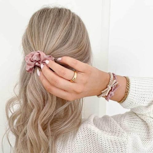 Bellody Scrunchie Haargummie - Roze, Sieraden, Tassen en Uiterlijk, Uiterlijk | Haarverzorging, Overige typen, Nieuw, Ophalen of Verzenden