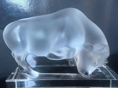 Lalique France - Beeldje - Tête Baissée Bison - Bevroren, Antiek en Kunst, Antiek | Glas en Kristal
