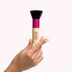 Coco&Eve Deluxe Vegan Zelfbruiner Kabuki Brush, Ophalen of Verzenden, Nieuw, Overige typen