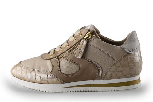 DL Sport Sneakers in maat 38 Beige | 10% extra korting, Kleding | Dames, Schoenen, Beige, Zo goed als nieuw, Sneakers of Gympen