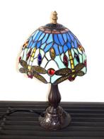 Fraaie Tiffany tafellamp kleur Blauw met groen in Art, Antiek en Kunst, Curiosa en Brocante