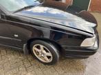 Volvo Voorscherm rechts volvo V70 zwart 019, Verzenden, Nieuw, Rechts, Volvo