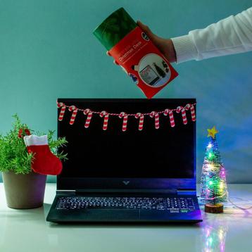 Bureau kerstversiering beschikbaar voor biedingen