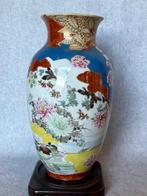 Set vazen inclusief sokkel - Porselein - Japan - 20e eeuw, Antiek en Kunst