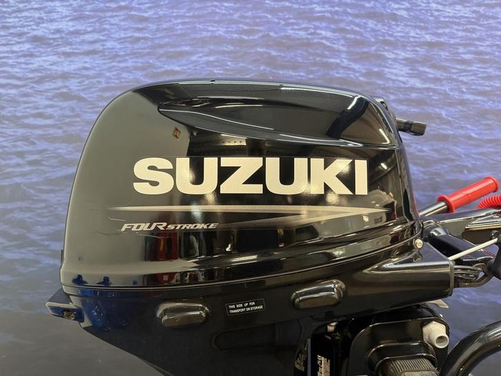 “ Suzuki 20 pk Kortstaart | Knuppel  | Nieuwstaat”, Watersport en Boten, Buiten- en Binnenboordmotoren, Buitenboordmotor, 10 tot 30 pk