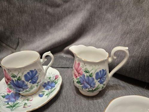 Royal Albert - Koffie- en theeservies (15) - Sweet Pea, Antiek en Kunst, Antiek | Meubels | Tafels