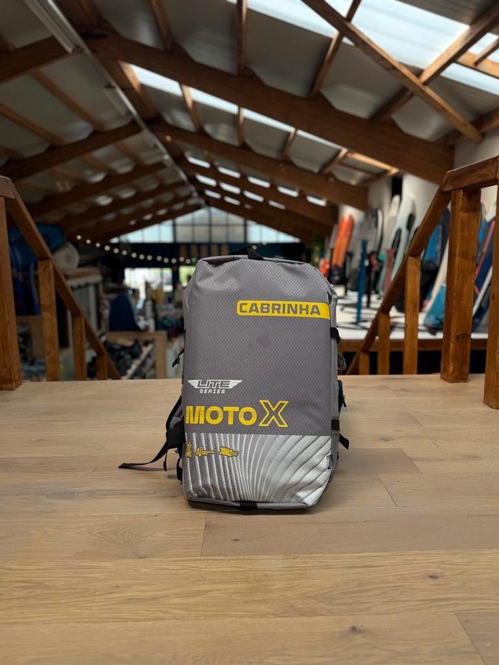 KITEFACTORY Moto X 2024 - 9M Demo ZGAN, Watersport en Boten, Kitesurfen, Kite, Zo goed als nieuw, 9 m²