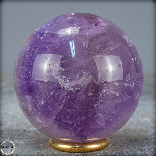 Topkwaliteit natuurlijke paarse amethist Gebied- 285.47 g, Verzamelen, Mineralen en Fossielen